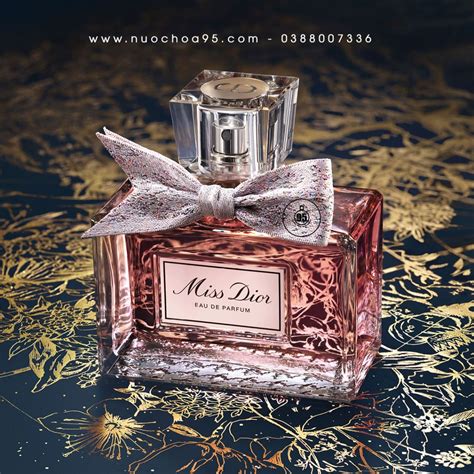 nước hoa miss dior chính hãng|hoa hoa Miss Dior 2021.